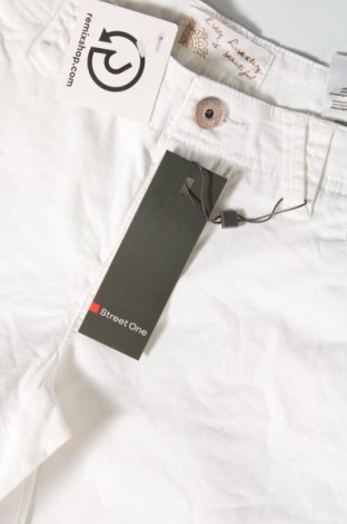 Γυναικείο κοντό παντελόνι Street One, Μέγεθος S, Χρώμα Λευκό, Τιμή 9,28 €