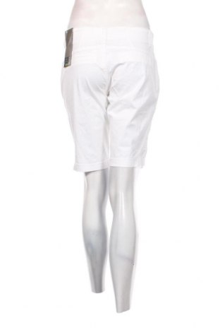 Pantaloni scurți de femei Street One, Mărime S, Culoare Alb, Preț 47,37 Lei