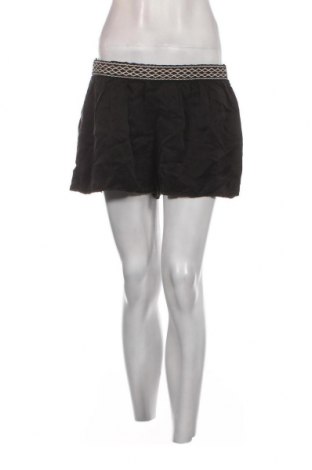Γυναικείο κοντό παντελόνι System Action, Μέγεθος M, Χρώμα Μαύρο, Τιμή 3,71 €