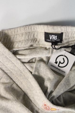 Damen Shorts Viral Vibes, Größe L, Farbe Grau, Preis € 9,28