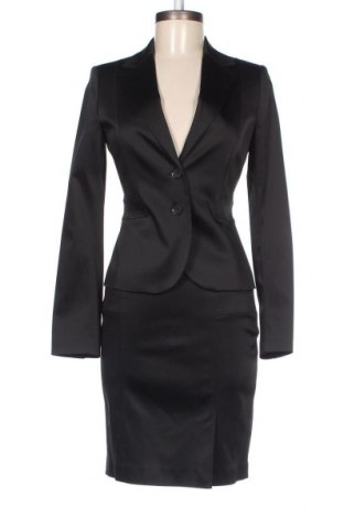Дамски костюм Esprit, Размер XS, Цвят Черен, Цена 168,75 лв.