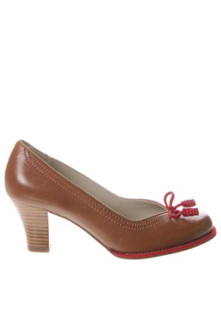 Дамски обувки Clarks, Размер 39, Цвят Кафяв, Цена 125,40 лв.