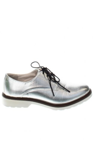 Дамски обувки Xti, Размер 39, Цвят Сребрист, Цена 33,00 лв.