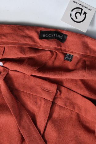 Дамски панталон Body Flirt, Размер XL, Цвят Червен, Цена 29,00 лв.