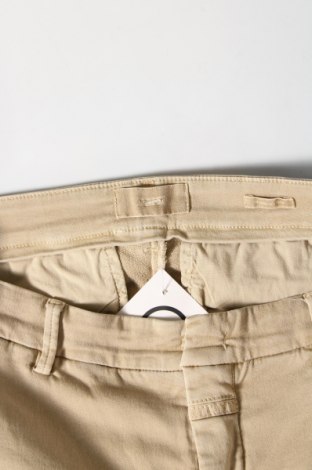 Дамски панталон Closed, Размер M, Цвят Бежов, Цена 26,88 лв.