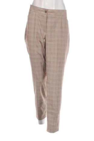Дамски панталон Gerry Weber, Размер L, Цвят Бежов, Цена 19,60 лв.