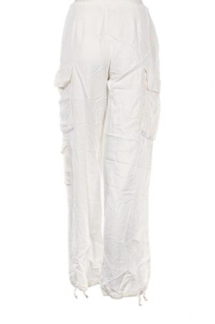 Дамски панталон In Wear, Размер L, Цвят Бял, Цена 22,05 лв.