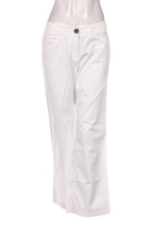 Дамски панталон Marc Cain, Размер M, Цвят Бял, Цена 31,36 лв.