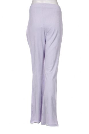 Дамски панталон Monki, Размер XL, Цвят Лилав, Цена 14,21 лв.