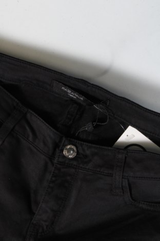 Дамски панталон Piazza Italia, Размер M, Цвят Черен, Цена 15,18 лв.