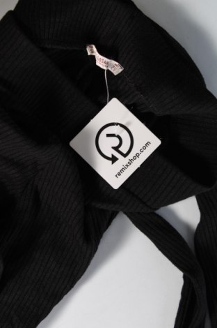 Γυναικείο παντελόνι Pull&Bear, Μέγεθος S, Χρώμα Μαύρο, Τιμή 4,98 €