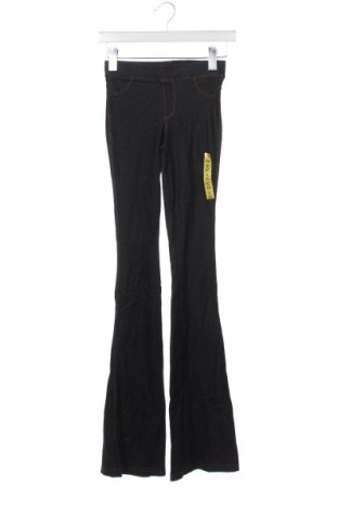 Pantaloni de femei Pull&Bear, Mărime S, Culoare Albastru, Preț 24,21 Lei