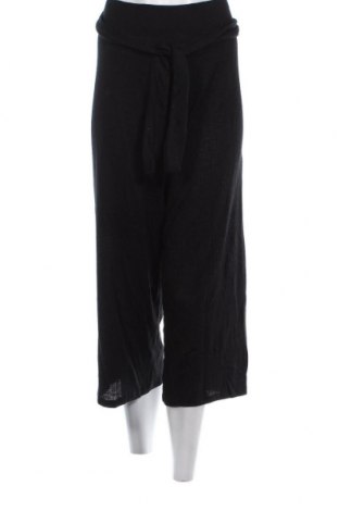 Дамски панталон Pull&Bear, Размер L, Цвят Черен, Цена 11,04 лв.