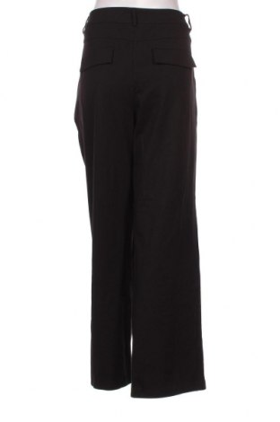 Дамски панталон S.Oliver, Размер L, Цвят Черен, Цена 87,00 лв.