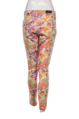 Pantaloni de femei Vero Moda, Mărime M, Culoare Multicolor, Preț 7,45 Lei
