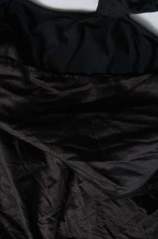 Γυναικείο αμάνικο μπλουζάκι, Μέγεθος S, Χρώμα Μαύρο, Τιμή 3,03 €