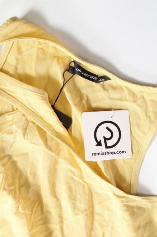 Γυναικείο αμάνικο μπλουζάκι Diverse, Μέγεθος XS, Χρώμα Κίτρινο, Τιμή 5,19 €
