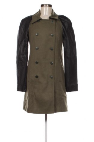 Дамско палто Gestuz, Размер S, Цвят Зелен, Цена 171,15 лв.