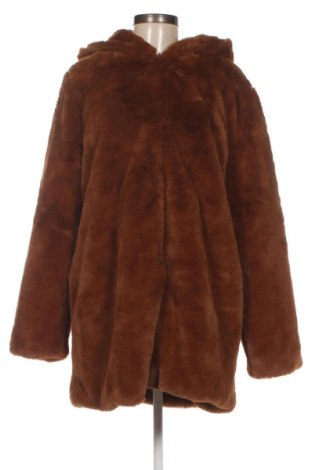 Дамско палто Urban Classics, Размер S, Цвят Кафяв, Цена 36,90 лв.
