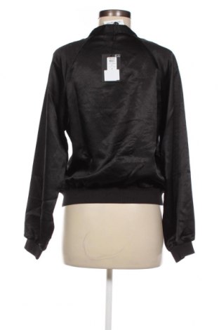 Γυναικείο μπουφάν Pieces, Μέγεθος M, Χρώμα Μαύρο, Τιμή 11,47 €