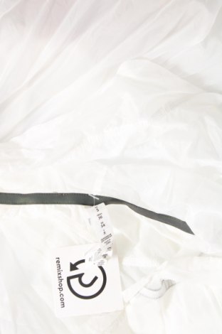 Damenjacke Zobha, Größe S, Farbe Weiß, Preis 6,15 €