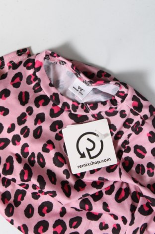 Детска блуза Well Worn, Размер 2-3y/ 98-104 см, Цвят Многоцветен, Цена 54,00 лв.