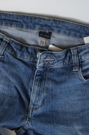 Dziecięce jeansy Arizona, Rozmiar 14-15y/ 168-170 cm, Kolor Niebieski, Cena 14,94 zł