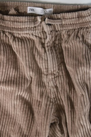 Детски джинси Zara, Размер 5-6y/ 116-122 см, Цвят Бежов, Цена 31,00 лв.