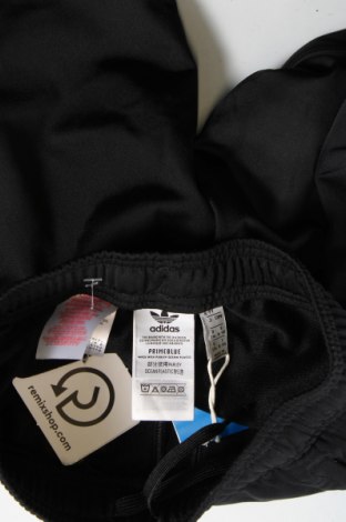 Детски къс панталон Adidas Originals, Размер 8-9y/ 134-140 см, Цвят Черен, Цена 69,00 лв.