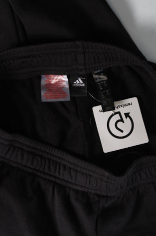 Παιδική κάτω φόρμα Adidas, Μέγεθος 15-18y/ 170-176 εκ., Χρώμα Μαύρο, Τιμή 38,14 €