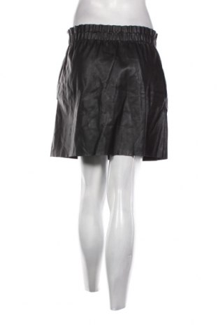 Кожена пола Zara Knitwear, Размер M, Цвят Черен, Цена 5,20 лв.