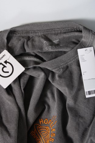 Мъжка блуза Urban Outfitters, Размер L, Цвят Сив, Цена 58,00 лв.