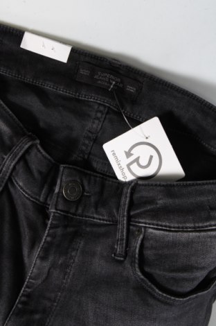 Męskie jeansy Jack & Jones, Rozmiar S, Kolor Szary, Cena 34,97 zł