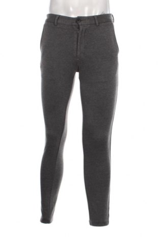 Pantaloni de bărbați Jack & Jones, Mărime M, Culoare Gri, Preț 19,08 Lei