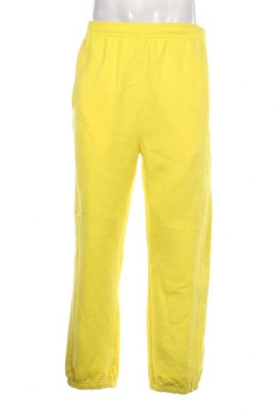 Herren Sporthose Urban Classics, Größe M, Farbe Gelb, Preis 9,72 €