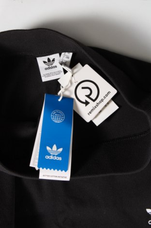 Пола Adidas Originals, Размер XS, Цвят Черен, Цена 117,00 лв.