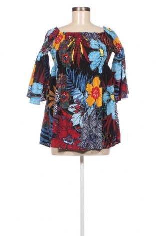 Дамска блуза, Размер S, Цвят Многоцветен, Цена 5,89 лв.