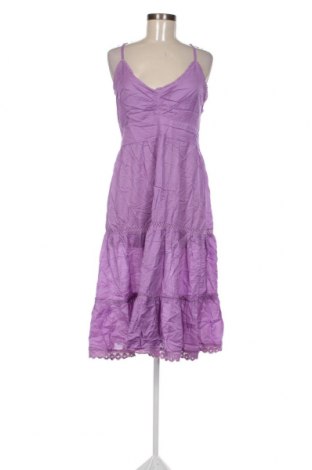 Kleid, Größe M, Farbe Lila, Preis 32,01 €