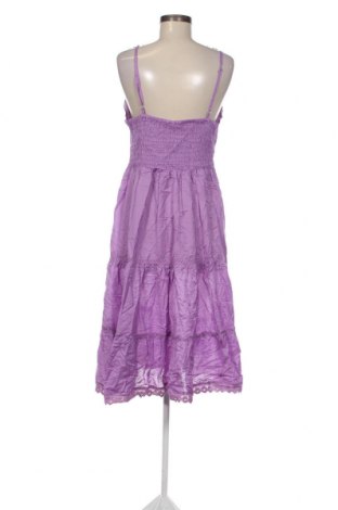 Kleid, Größe M, Farbe Lila, Preis 32,01 €