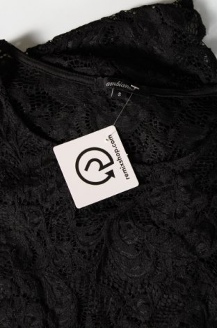 Kleid Ambellis, Größe S, Farbe Schwarz, Preis 3,31 €