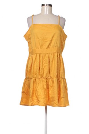 Šaty  Boohoo, Velikost XXL, Barva Žlutá, Cena  733,00 Kč
