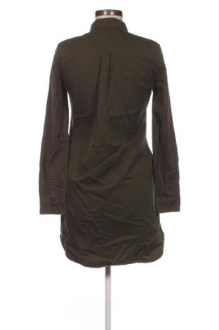 Kleid Cropp, Größe XS, Farbe Grün, Preis 23,66 €