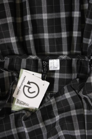 Kleid H&M Divided, Größe XS, Farbe Mehrfarbig, Preis € 23,46