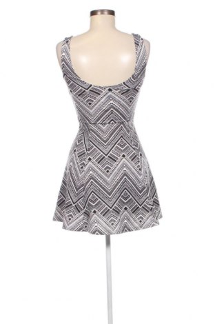 Kleid H&M Divided, Größe XS, Farbe Mehrfarbig, Preis 4,04 €