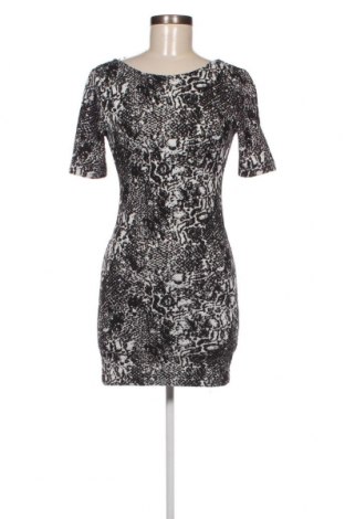 Šaty  H&M Divided, Velikost M, Barva Vícebarevné, Cena  92,00 Kč