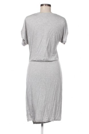 Kleid H&M L.O.G.G., Größe M, Farbe Grau, Preis € 5,65