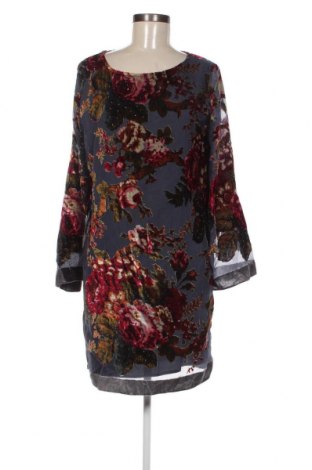 Kleid Jeff, Größe M, Farbe Mehrfarbig, Preis € 41,06