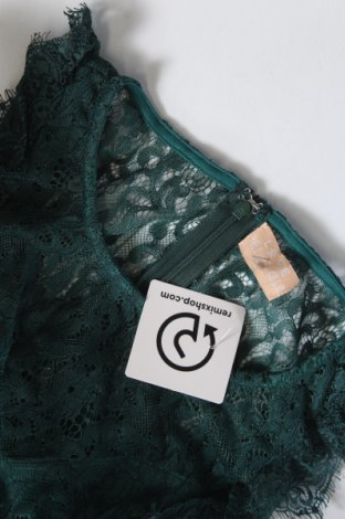 Šaty  Love Triangle, Veľkosť M, Farba Zelená, Cena  10,21 €