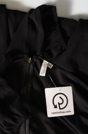 Šaty  Nly Trend, Velikost XL, Barva Černá, Cena  202,00 Kč