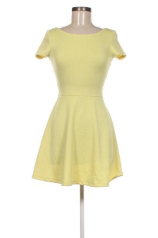 Kleid Oodji, Größe S, Farbe Gelb, Preis 4,44 €